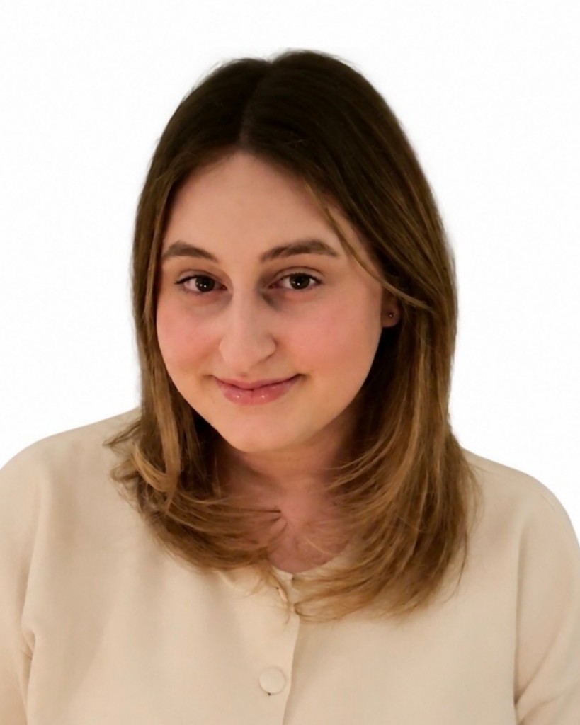Maya, Registered Occupational Therapist at Young Sprouts Therapy